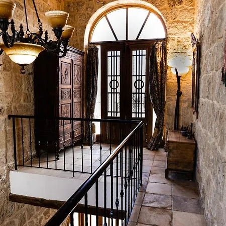 Peace House Kyrenia Вилла Кирения